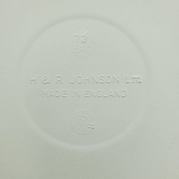 H&R Johnson Yellow Bird Trivets H & R Johnson Yellow Nuthatch 6" Round Trivets - Picture 4 of 5